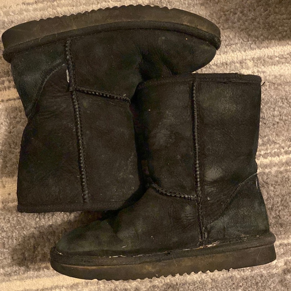 Girls Ugg boots
